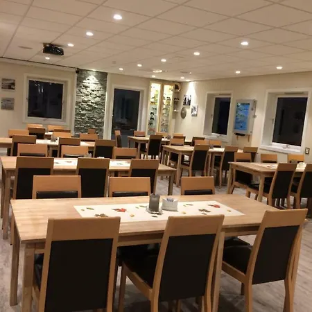 Mjosvang Kafe Vang I Valdres